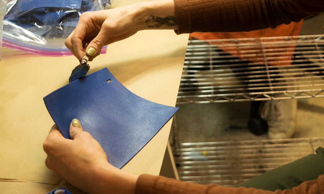 Painting the Lotuff Leather Tripp handbag in electric blue